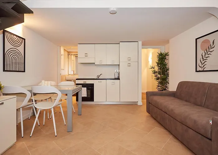 Broglio Apartment *