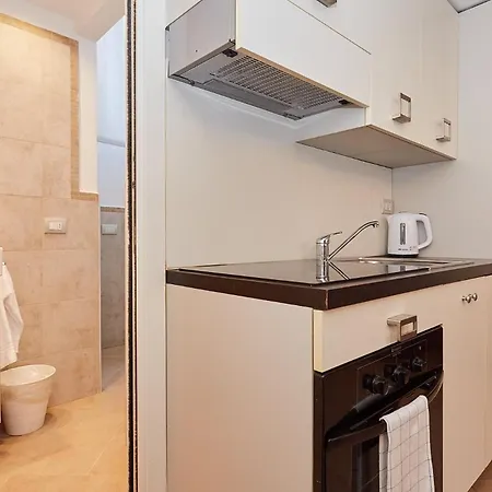Broglio Apartment